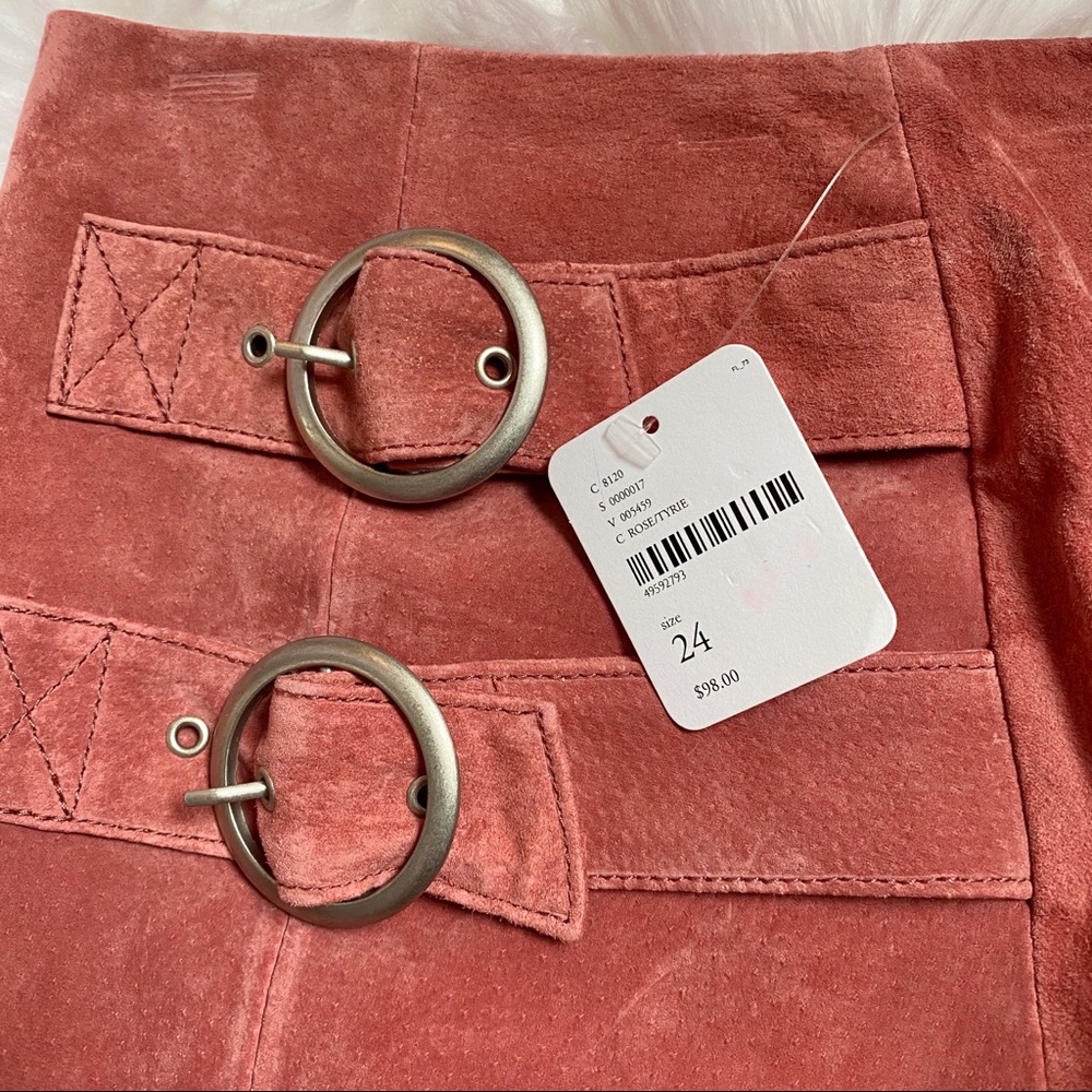 BlankNYC El Dorado Suede Skirt - Picture 6 of 8